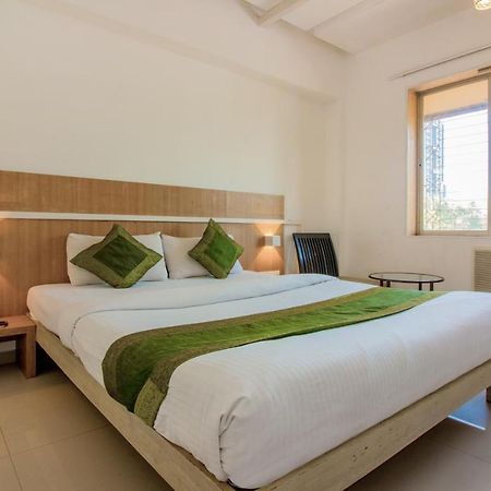 Treebo Trend Golden Nest Hotel Thane Luaran gambar